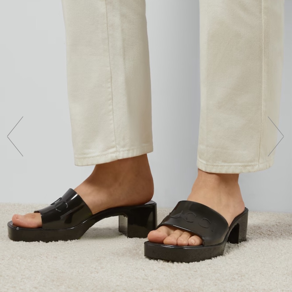 Gucci Black Rubber Slide Sandal Size 39 / 9